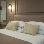 Monteroduni 22 - Chiaia Design Bed & Breakfast 4*