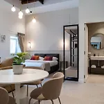 Monteroduni 22 - Chiaia Design Bed & Breakfast 4*
