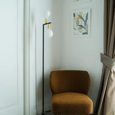 Monteroduni 22 - Chiaia Design 4* Neapol