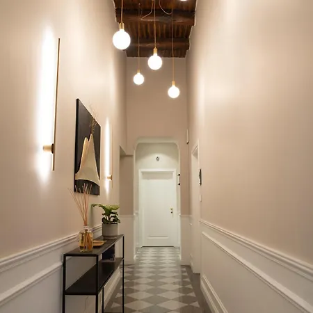 Nocleg ze śniadaniem Monteroduni 22 - Chiaia Design Neapol