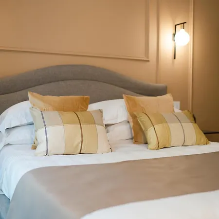 Monteroduni 22 - Chiaia Design 4*