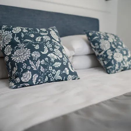 Bed & Breakfast Monteroduni 22 - Chiaia Design Napels